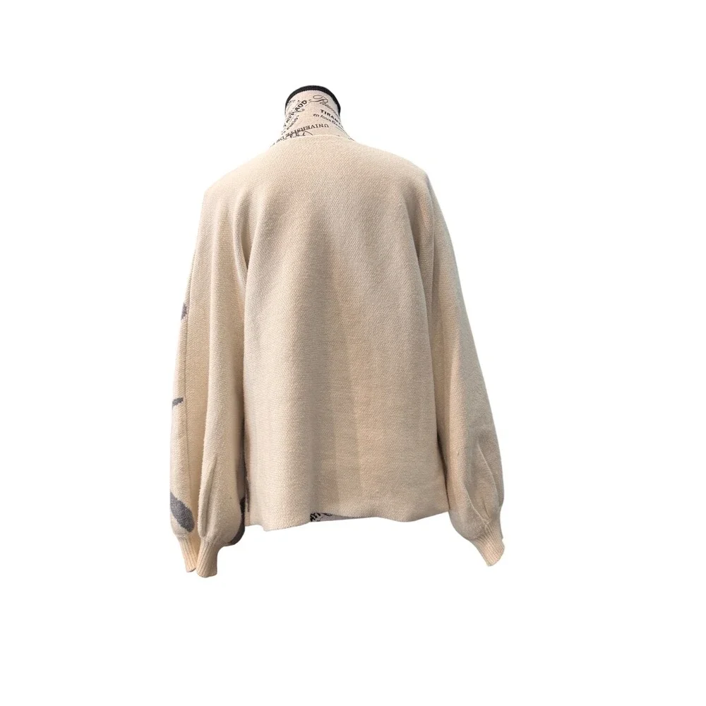 Womens Abstract Graphic Lantern Sleeve Knit Sweater - Picture 4 of 5